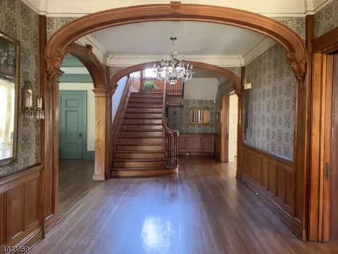 500 Berkeley Ave, City Of Orange, NJ 07050 photo 5