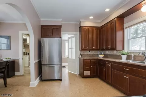 500 Berkeley Ave, City Of Orange, NJ 07050 photo 14