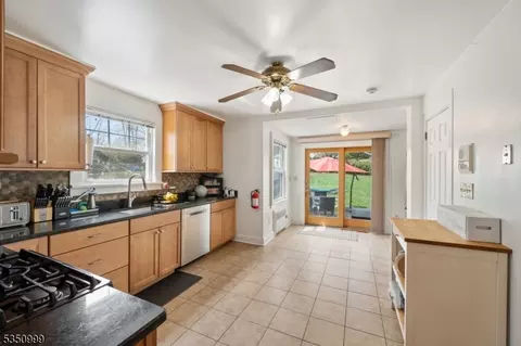 242 Mccosh Rd, Montclair, NJ 07043 photo 7