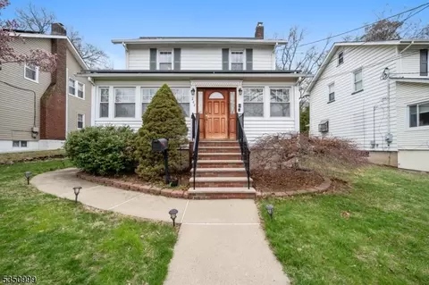 242 Mccosh Rd, Montclair, NJ 07043