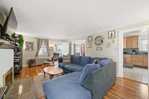 242 Mccosh Rd, Montclair, NJ 07043 photo 15