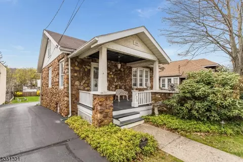 225 W Washington Ave, Washington, NJ 07882
