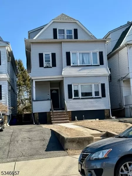 349 Lake Ave, Lyndhurst, NJ 07071