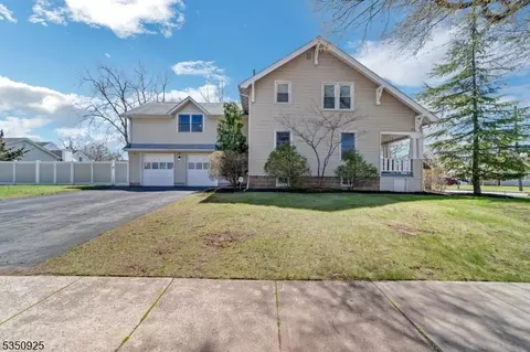 157 N Randolphville Rd, Piscataway, NJ 08854