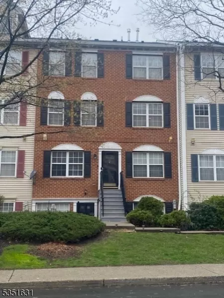 45 Wickliffe St # B, Newark, NJ 07103