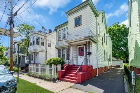 101 Grace St, Irvington, NJ 07111