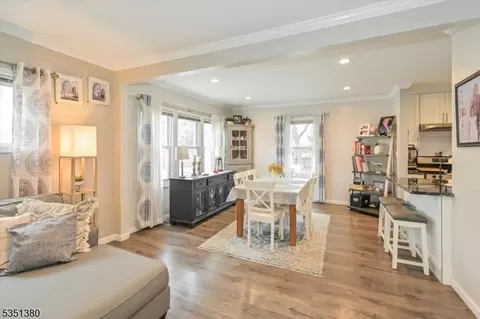 43 Alps Rd, Wayne, NJ 07470 photo 9