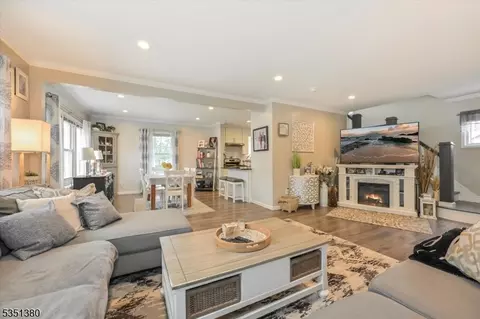 43 Alps Rd, Wayne, NJ 07470 photo 7
