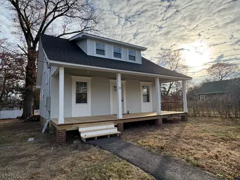 21 Hillside Ter, Bernards, NJ 07920