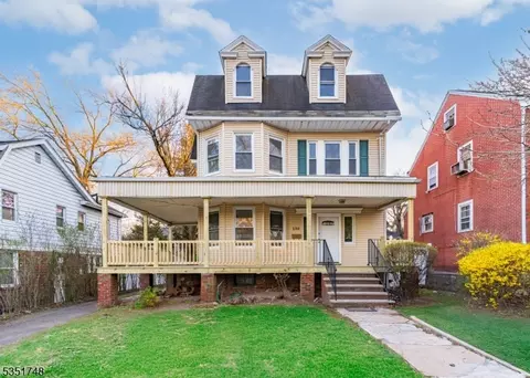 290-292 Meeker Ave, Newark, NJ 07112