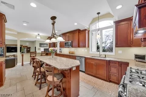21 Fairmount Rd, Wayne, NJ 07470 photo 21