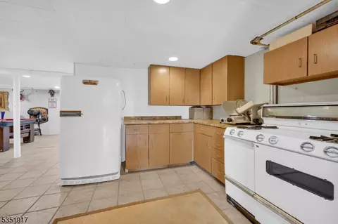 21 Fairmount Rd, Wayne, NJ 07470 photo 40