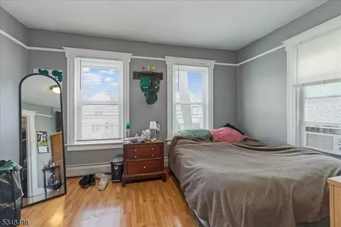 27 William St, Montclair, NJ 07042 photo 17