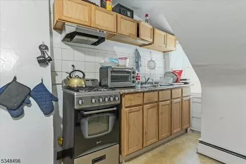 27 William St, Montclair, NJ 07042 photo 21
