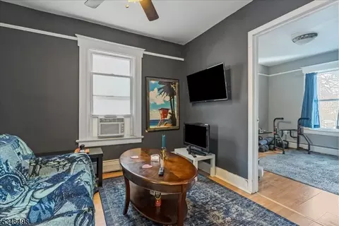 27 William St, Montclair, NJ 07042 photo 15