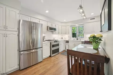 28 Morris Ave #E, Summit, NJ 07901 photo 9