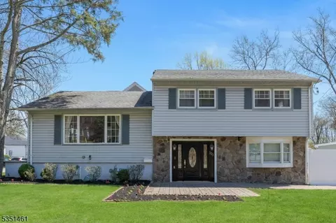 223 Fairview Ave, Verona, NJ 07044