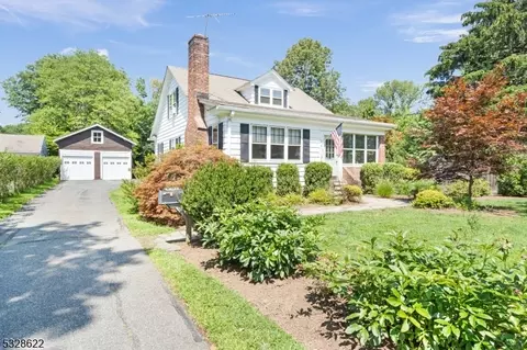 72 E Main St, Mendham, NJ 07945