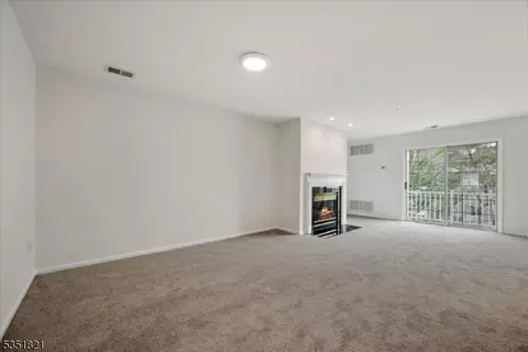 284 Potomac Dr, Basking Ridge, NJ 07920 photo 12