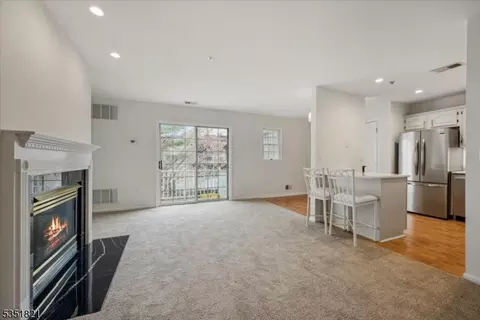 284 Potomac Dr, Basking Ridge, NJ 07920 photo 5