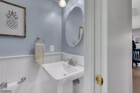 66 Saxton Dr, Hackettstown, NJ 07840 photo 21