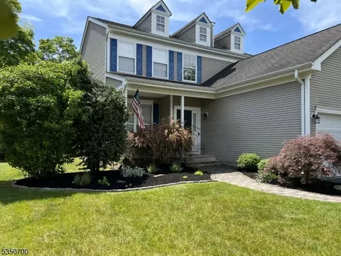 66 Saxton Dr, Hackettstown, NJ 07840 photo 6