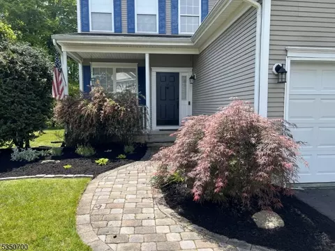 66 Saxton Dr, Hackettstown, NJ 07840 photo 7