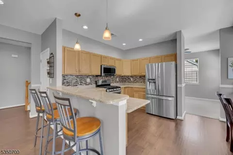 66 Saxton Dr, Hackettstown, NJ 07840 photo 19