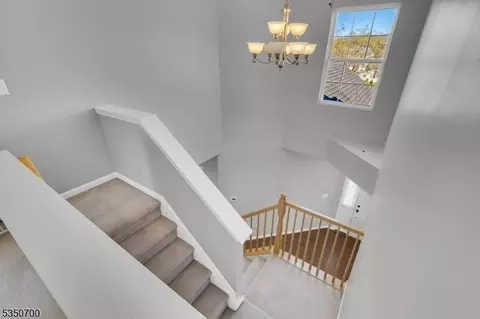 66 Saxton Dr, Hackettstown, NJ 07840 photo 23