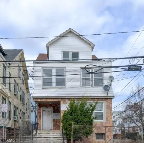 295 Renner Ave, Newark, NJ 07112