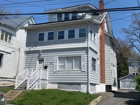 13 Boyden Pkwy, Maplewood, NJ 07040