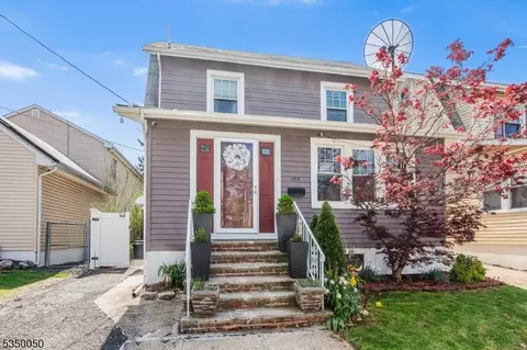 1713 Van Ness Ter, Maplewood, NJ 07040