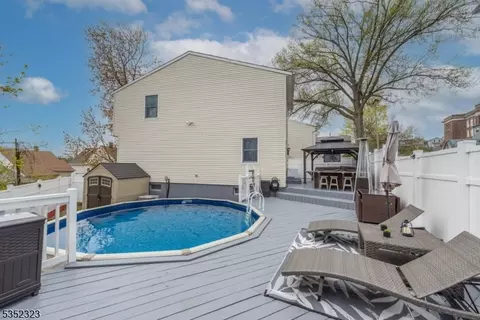 10 Halpine St, Paterson, NJ 07522