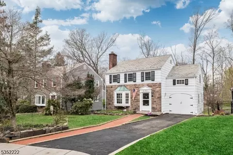 115 Hillside Ave, West Caldwell, NJ 07006