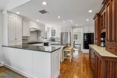 32 Prospect St, Summit, NJ 07901 photo 8