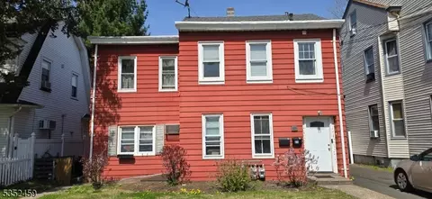 23 Zabriskie St, Haledon, NJ 07508