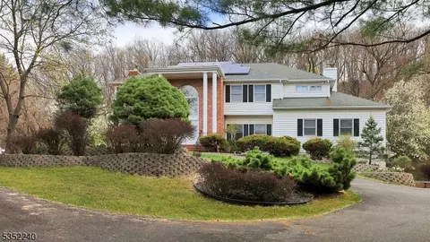 943 Washington Valley Rd, Basking Ridge, NJ 07920