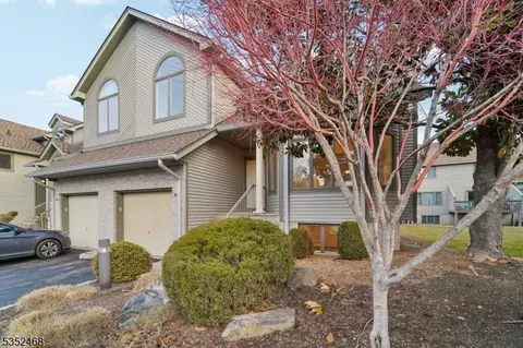 306 Cedar Court Ct057, Norwood, NJ 07648
