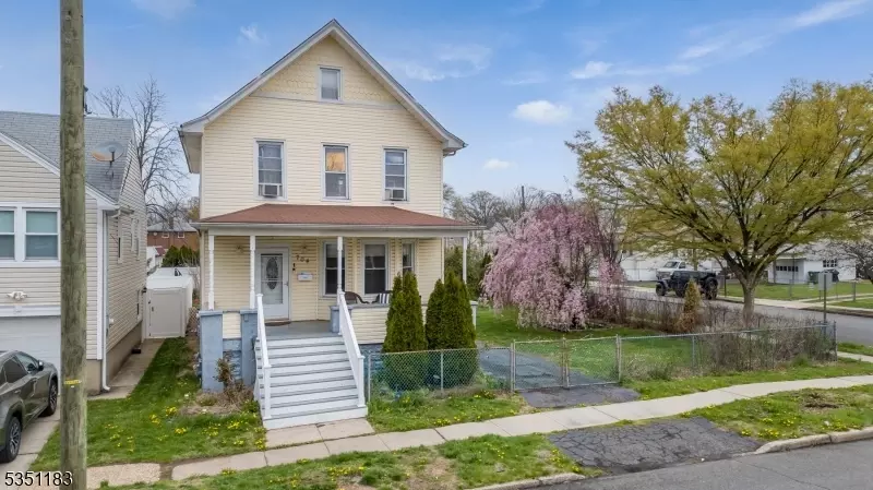  704 Clark St, Linden, NJ 07036 photo 25