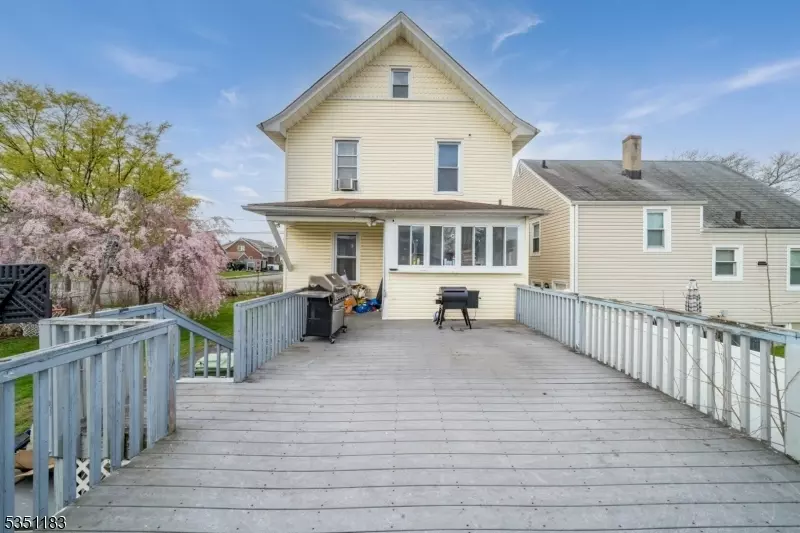  704 Clark St, Linden, NJ 07036 photo 26