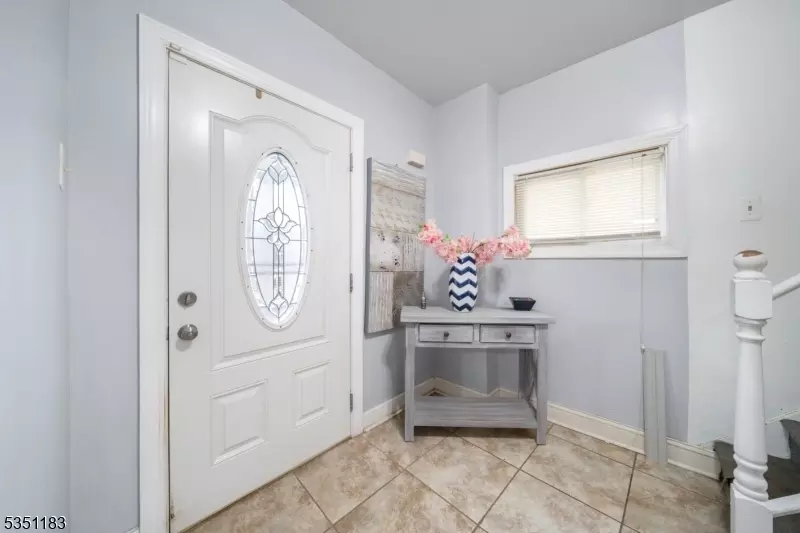  704 Clark St, Linden, NJ 07036 photo 4