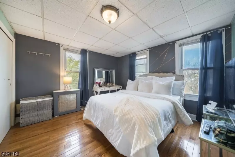  704 Clark St, Linden, NJ 07036 photo 19
