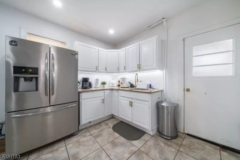  704 Clark St, Linden, NJ 07036 photo 5