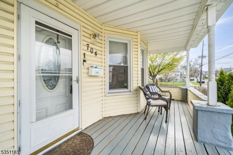  704 Clark St, Linden, NJ 07036 photo 3