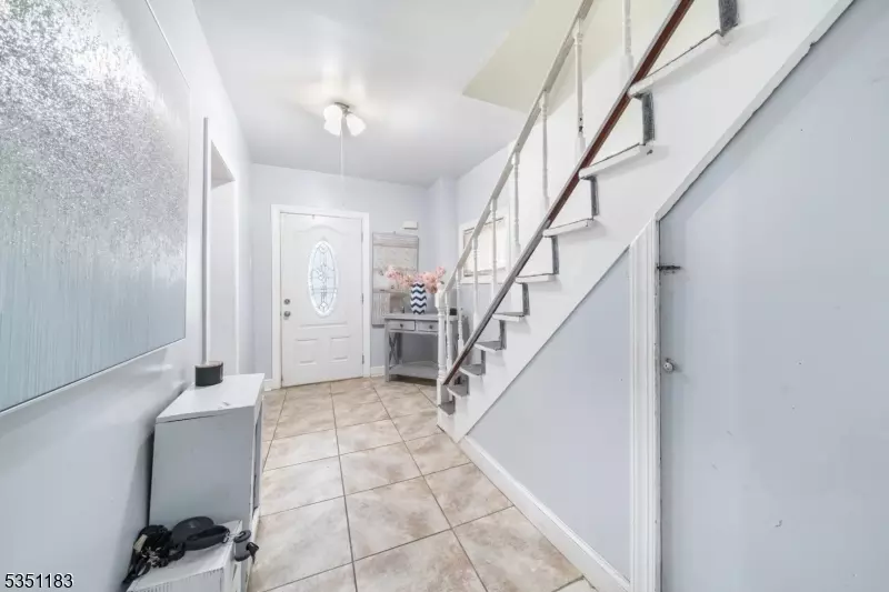  704 Clark St, Linden, NJ 07036 photo 14