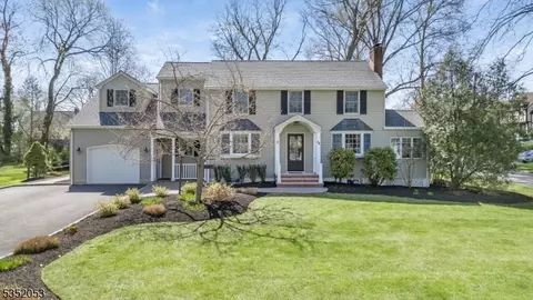 74 Holmes Oval, New Providence, NJ 07974
