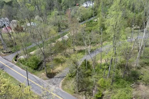 127-129 Pleasantville Rd, Harding Twp, NJ 07976