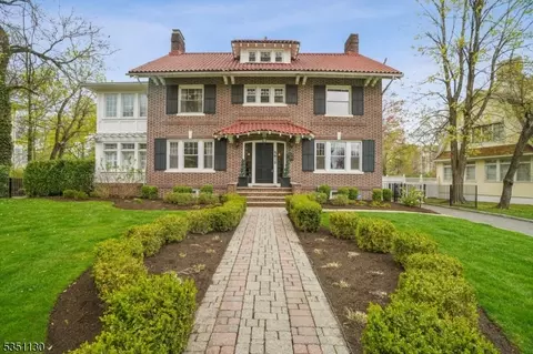 587 Hamilton Rd, South Orange Village, NJ 07079