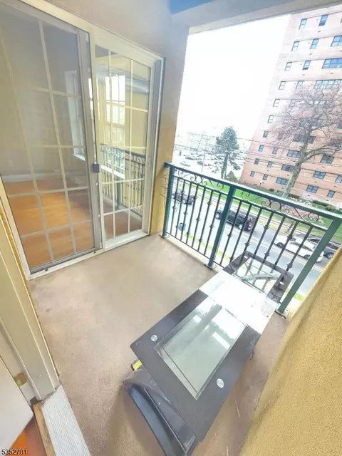 201-211 W Jersey St #311, Elizabeth, NJ 07202