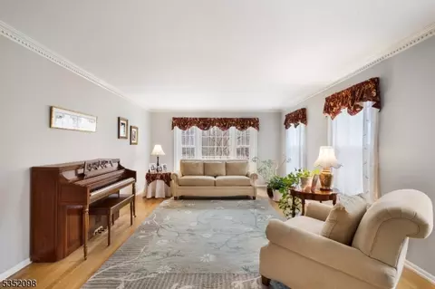 51 Dean Rd, Mendham, NJ 07945 photo 11